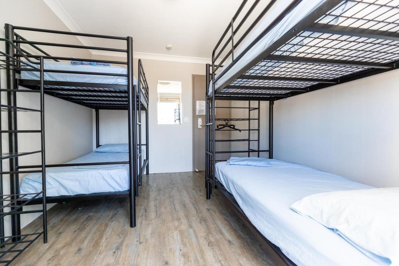 Aquarius Gold Coast Hostel Εξωτερικό φωτογραφία