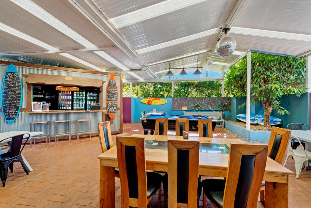 Aquarius Gold Coast Hostel Εξωτερικό φωτογραφία