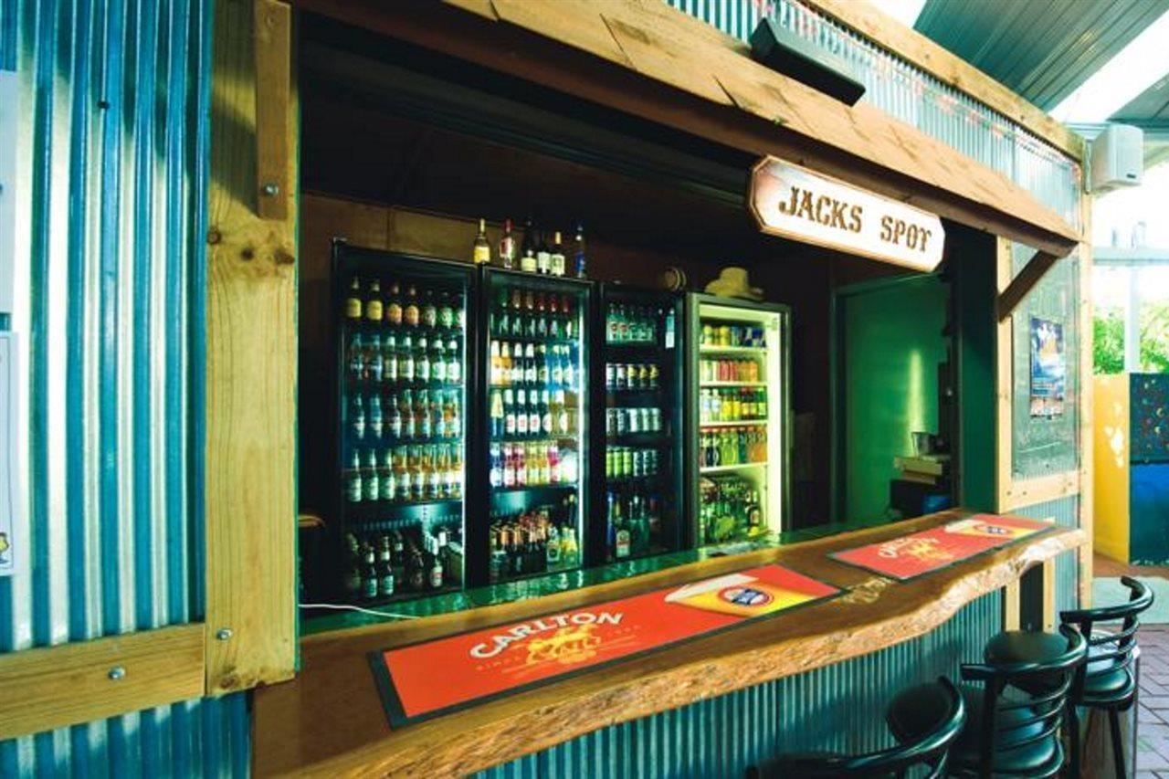 Aquarius Gold Coast Hostel Εξωτερικό φωτογραφία