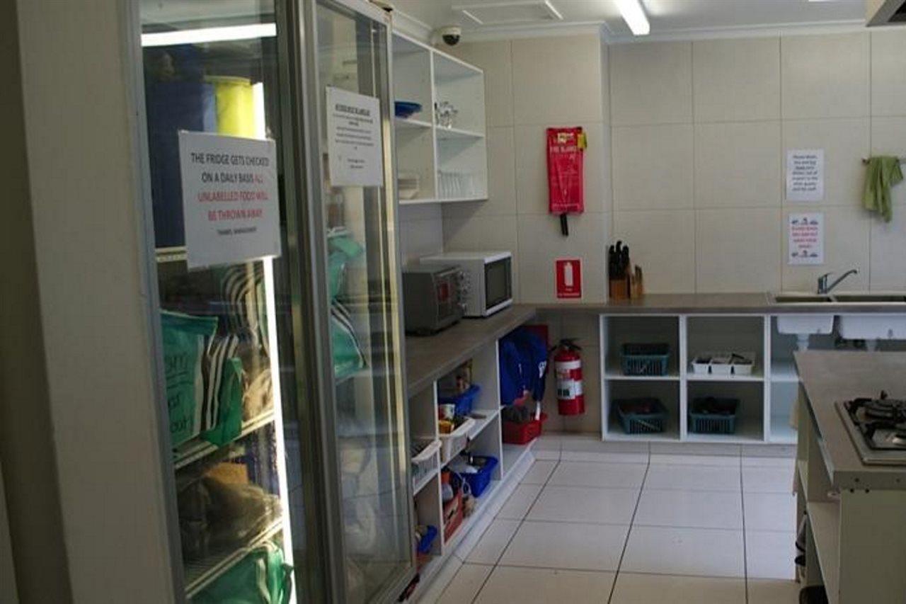 Aquarius Gold Coast Hostel Εξωτερικό φωτογραφία