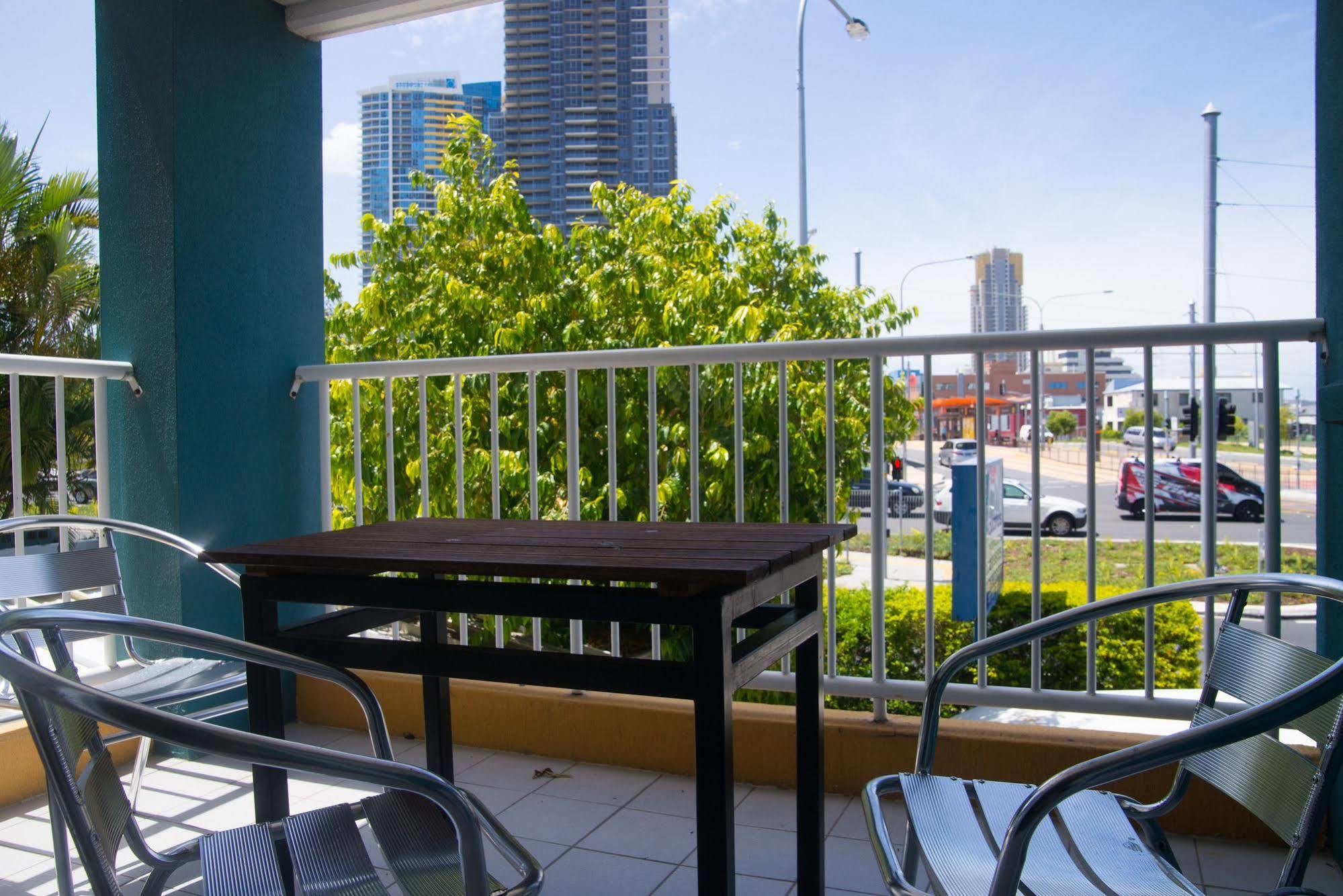 Aquarius Gold Coast Hostel Εξωτερικό φωτογραφία